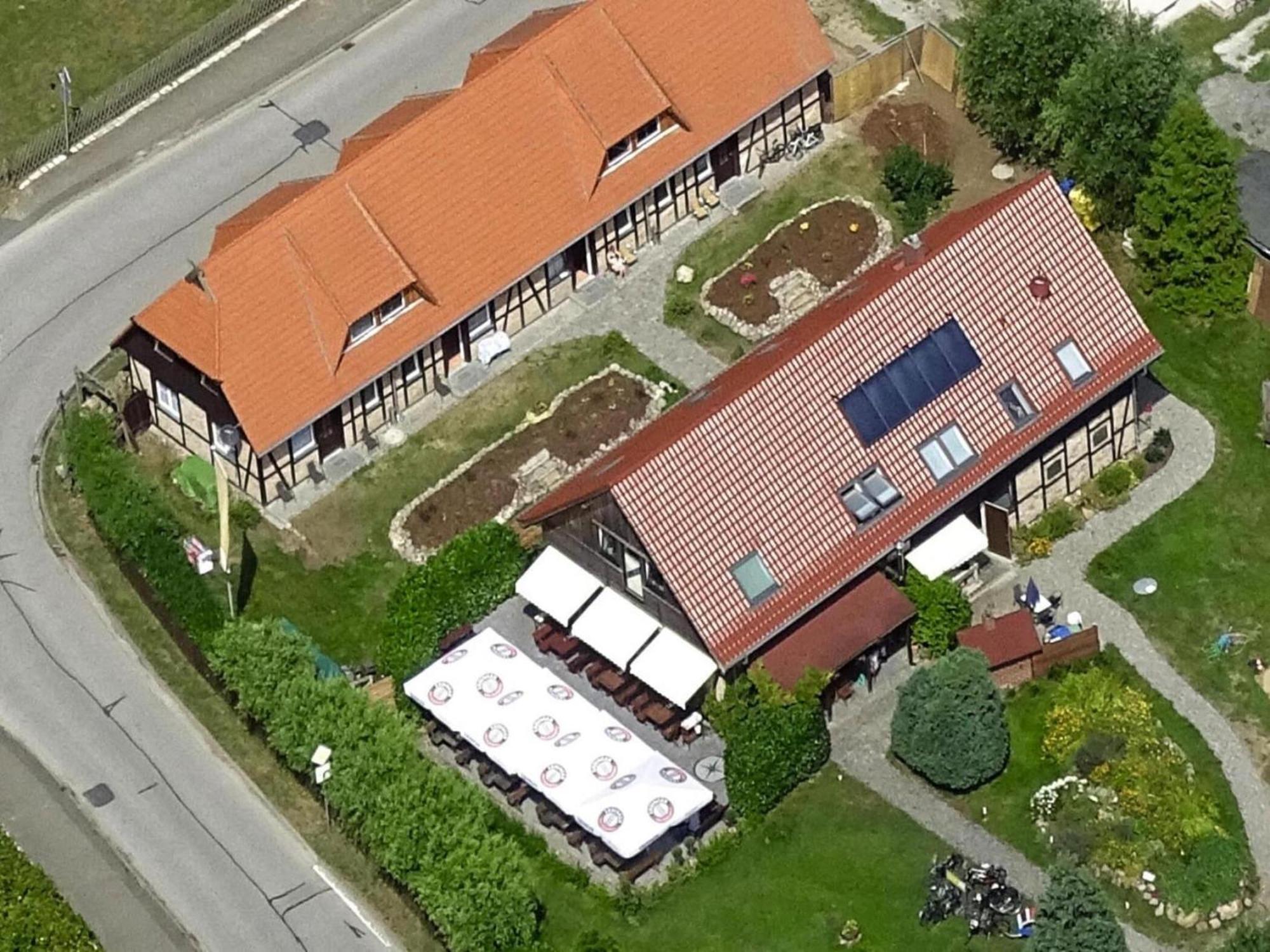 Farmstay Neuendorfkrug, Lütow Lutow Exterior foto